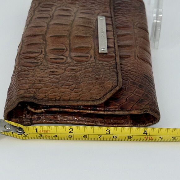 Brahmin Melbourne Wallet Embossed Brown Leather - Picture 7 of 16